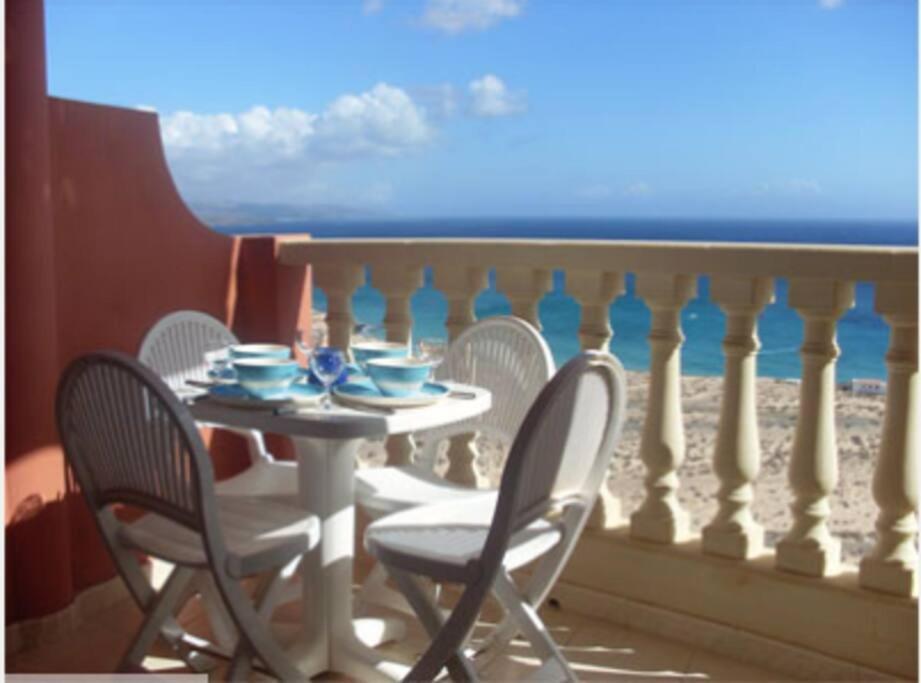 Beach Front Apartment With Stunning Ocean Views! Costa Calma Esterno foto