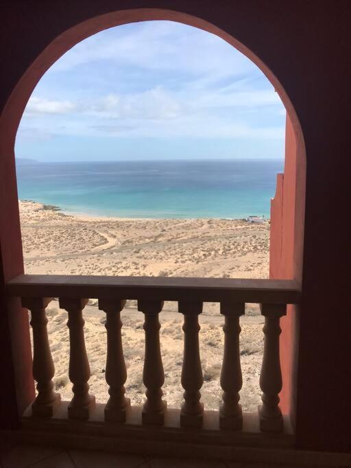 Beach Front Apartment With Stunning Ocean Views! Costa Calma Esterno foto