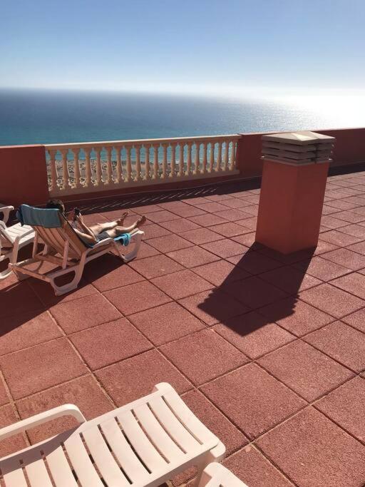 Beach Front Apartment With Stunning Ocean Views! Costa Calma Esterno foto