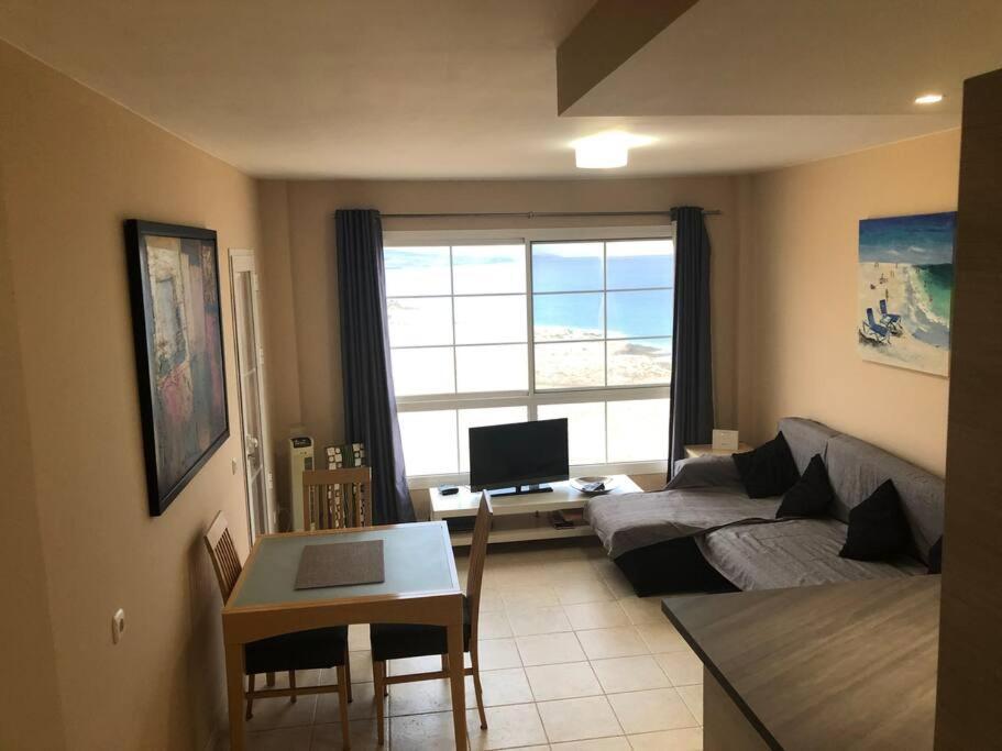 Beach Front Apartment With Stunning Ocean Views! Costa Calma Esterno foto